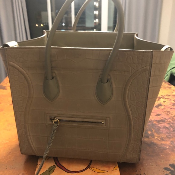 Celine phantom tote bag in medium - Picture 2 of 13